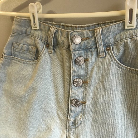 BDG Foxy Jean Short - Picture 5 of 11